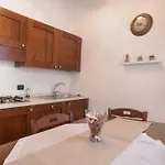 Kamikos Apart Otel *